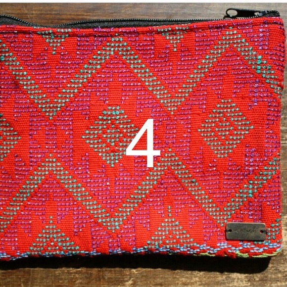 Recycled Textile makeup bag/clutch Guatemalan - Picture 5 of 6