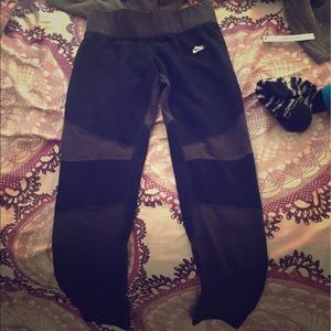 Nike black and grey casual leggings