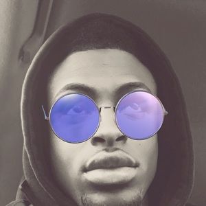 Meet your Posher, Nicholas