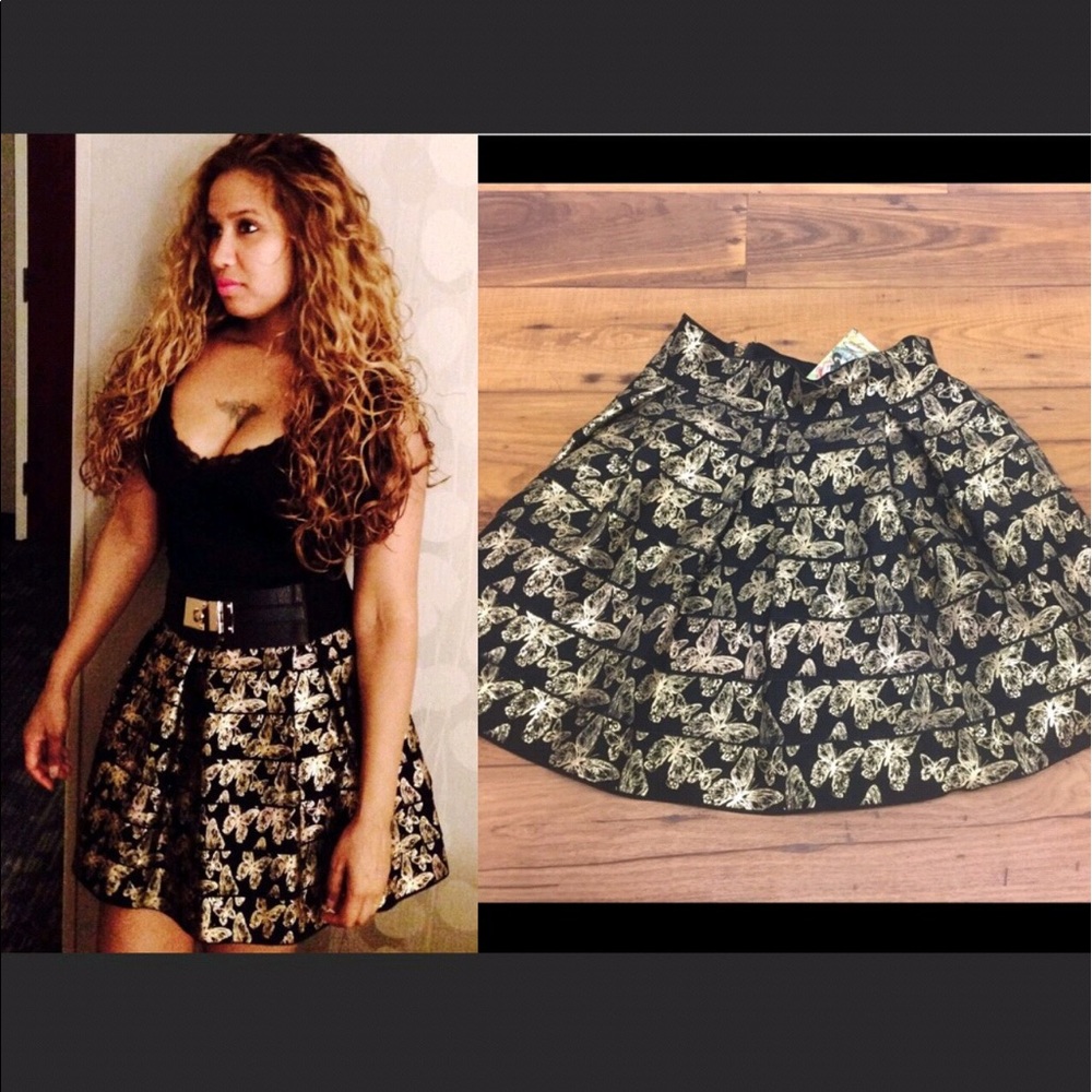 🦋 NWT 🦋 Varga LA Boutique Skirt