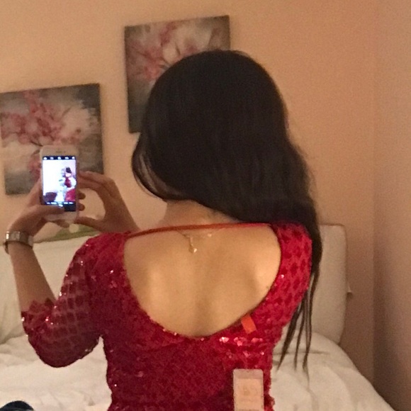 Red Dress - Picture 2 of 3