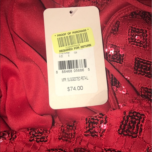 Red Dress - Picture 3 of 3