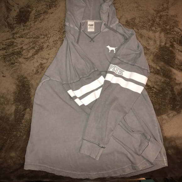 Victoria Secret Jacket Pull over - Picture 2 of 3