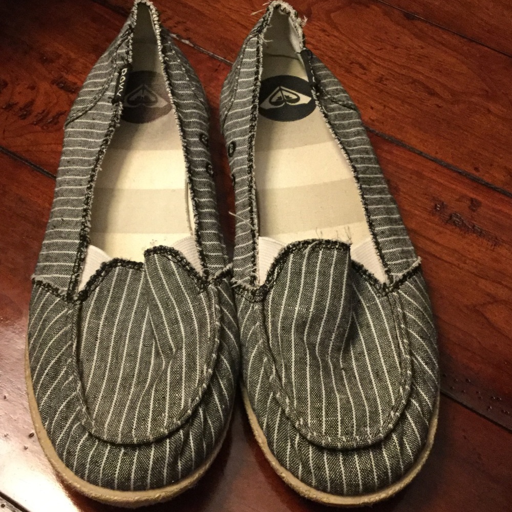 Roxy slip ons