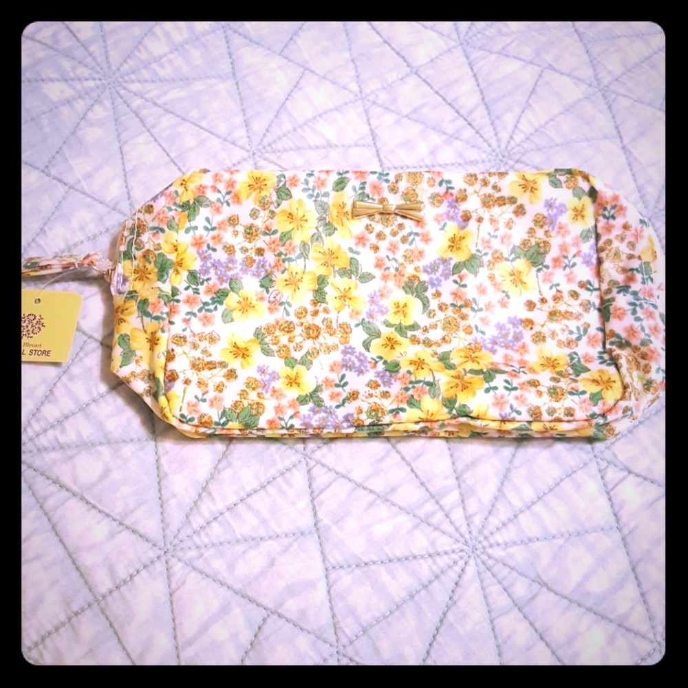 Floral print travel bag