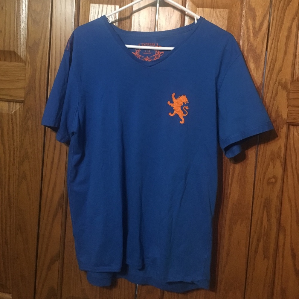 Express V Neck Large