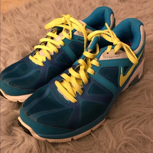 Blue and neon yellow Max Air Nikes - Picture 1 of 3