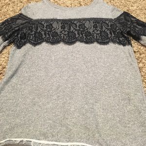 Raw hem sweatshirt with lace detail