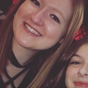 Meet your Posher, Mallory