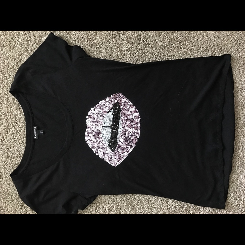 Express sequin lip shirt