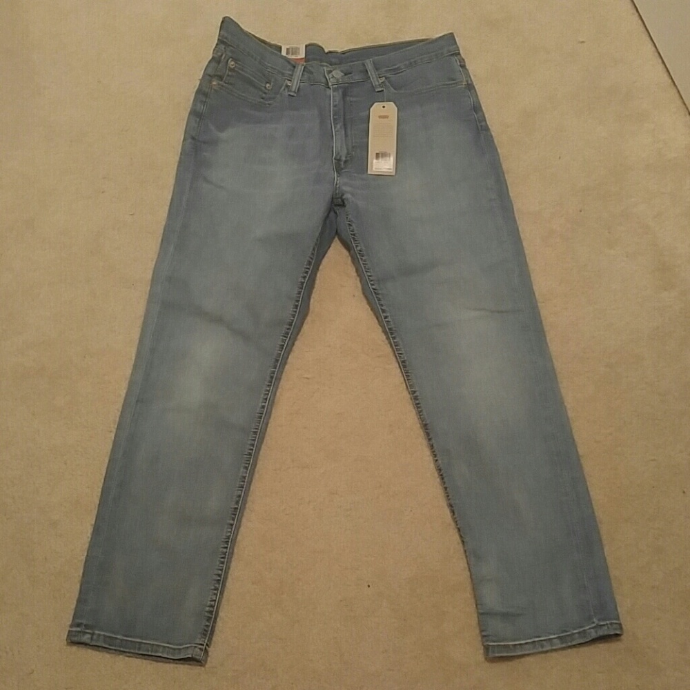 Levi Jeans *NWT*
