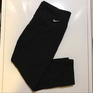 Nike Crop Leggings