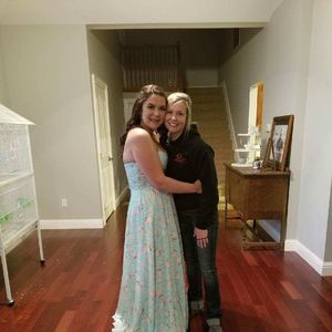 Meet your Posher, Lindsey