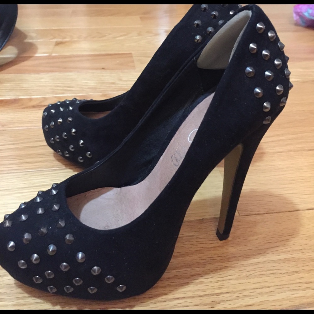 Aldo black spiked stilettos!