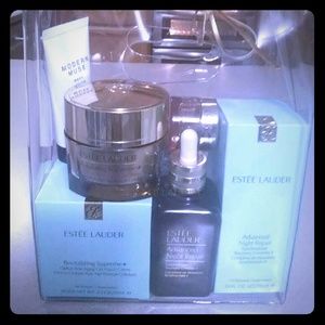 Estee Lauder set