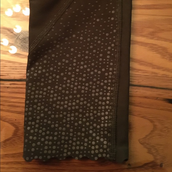 SOLD Lululemon Tight Stuff Tight - Picture 3 of 4