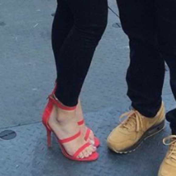 HOT AF SHOES - Picture 3 of 4