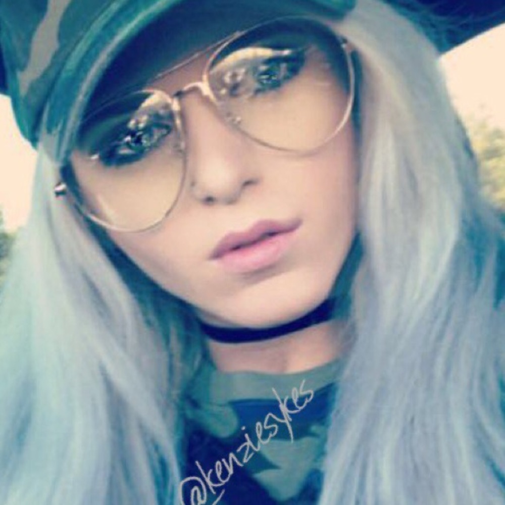 SALE Aviator Style Glasses - Picture 2 of 6