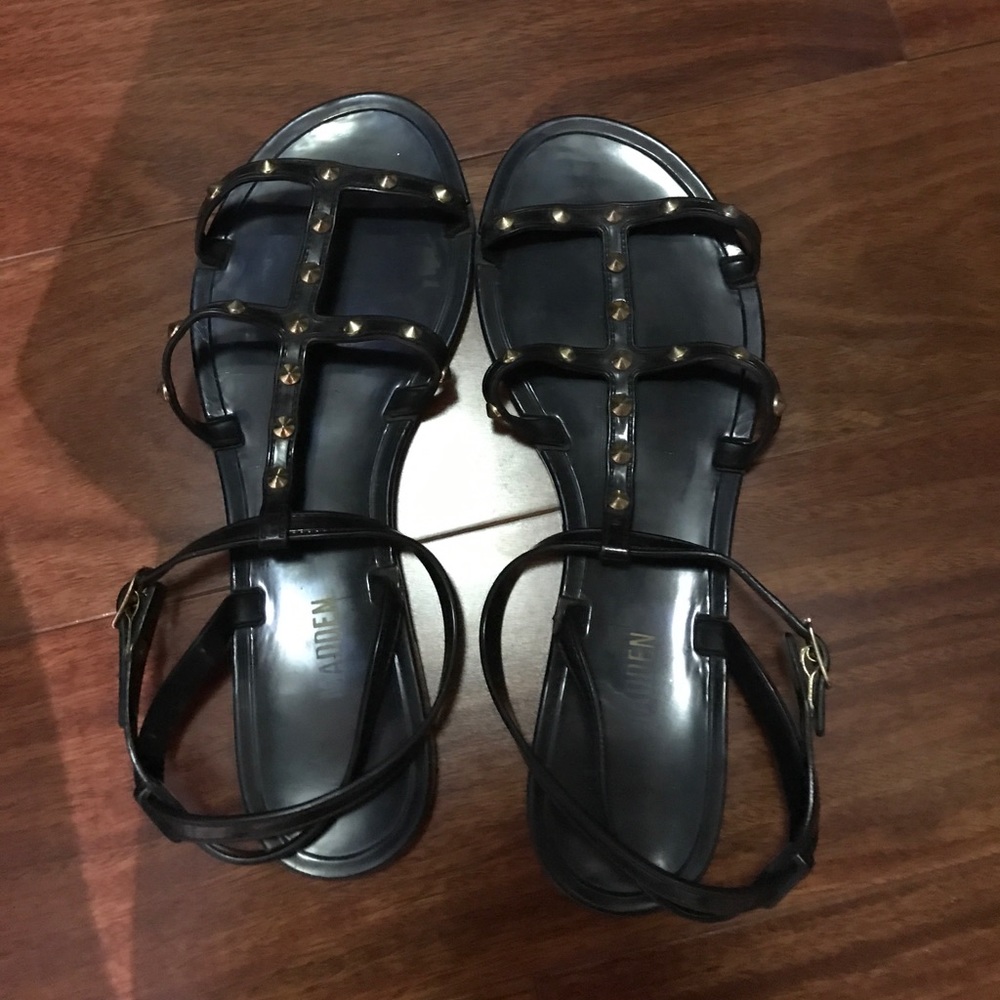 Steve Madden gladiators with gold studs