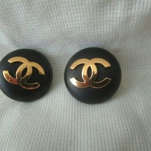 Authentic vintage Chanel costume earrings