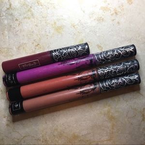 Selling four of my Kat Von D matte lipsticks! 💓