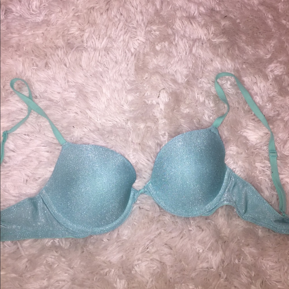 Victoria's Secret lightly lined bra