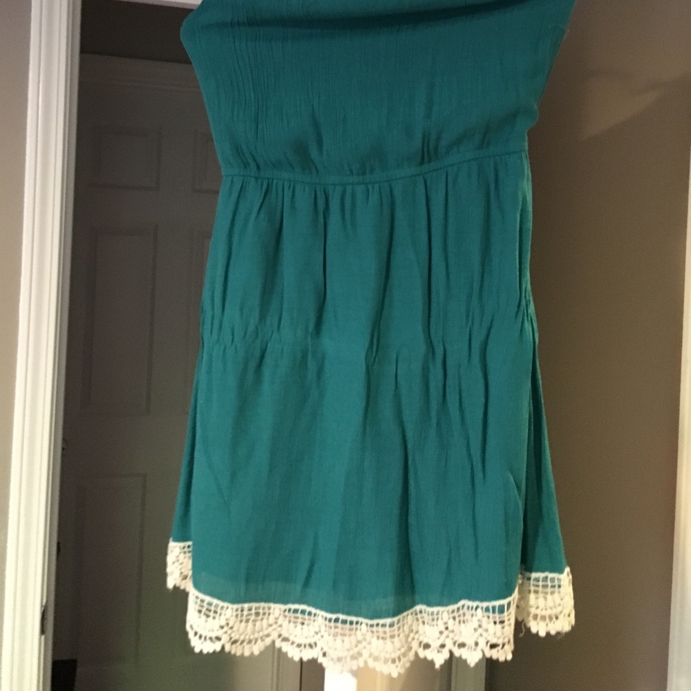 Cute strapless dress medium