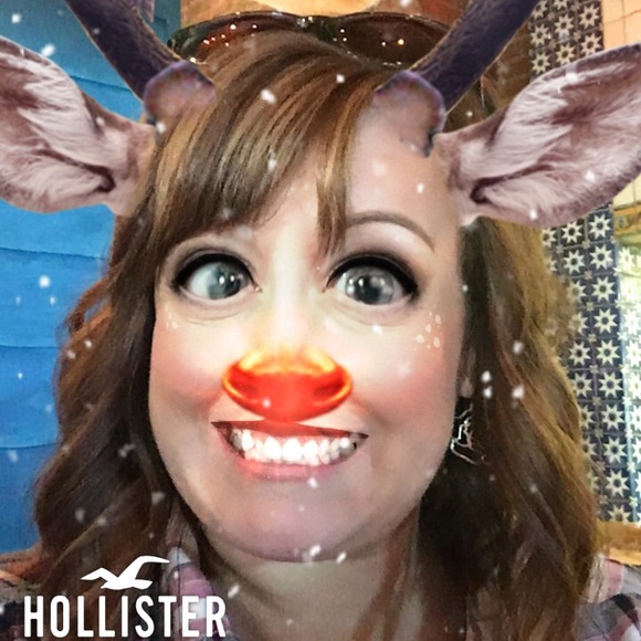 Meet your Posher, Jessica - Picture 1 of 1