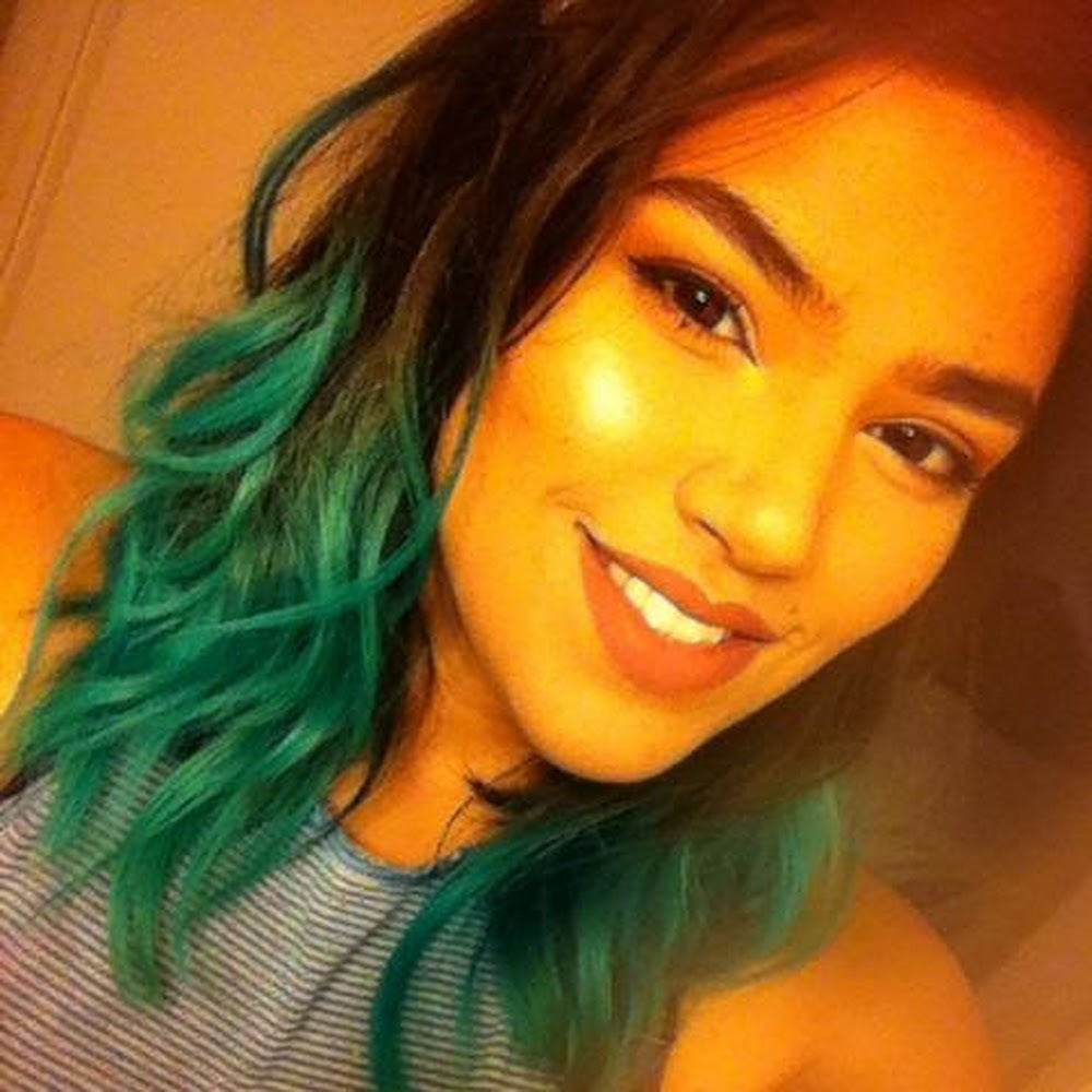 Meet your Posher, Cadie