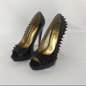 Diba Stiletto, platform black heel size 7