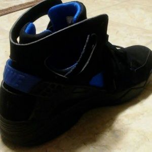 Nike air (not sure what official name is)