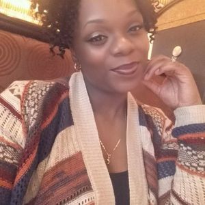 Meet your Posher, Candy