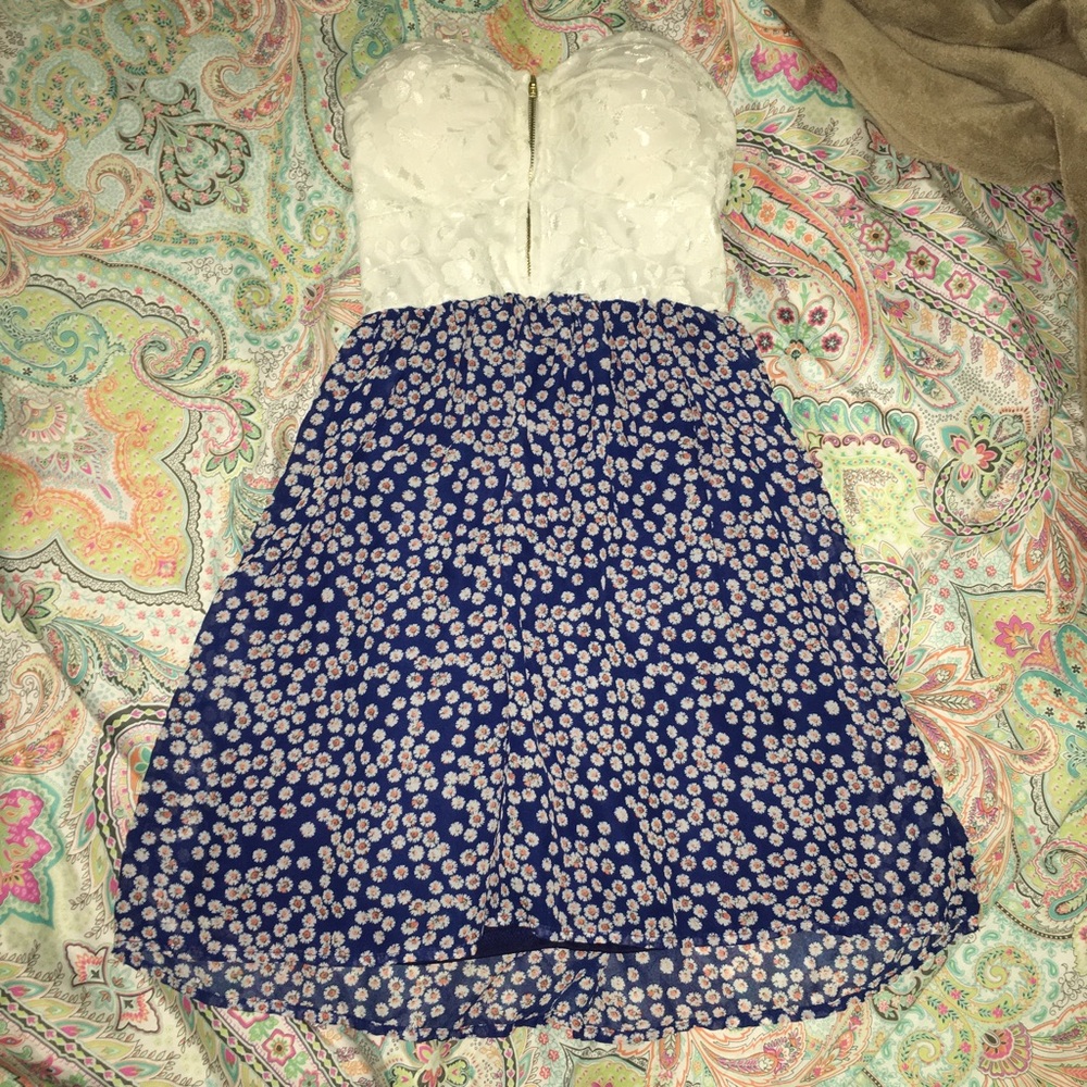 strapless dress