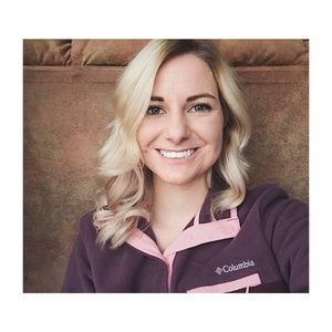 Meet your Posher, Michaela