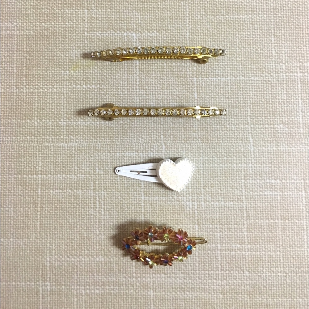 💽 4 Vintage Barrettes! 💽