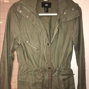 Hm spring parka size small