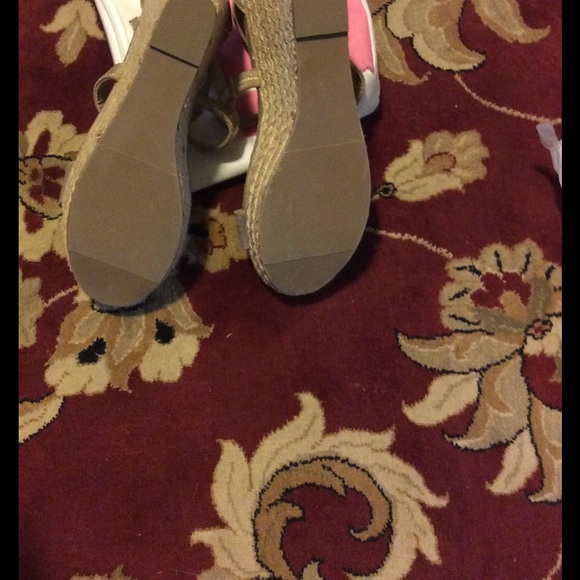 NWT gold candies wedges - Picture 4 of 4