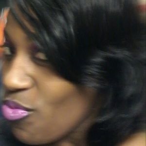 Meet your Posher, Celeste