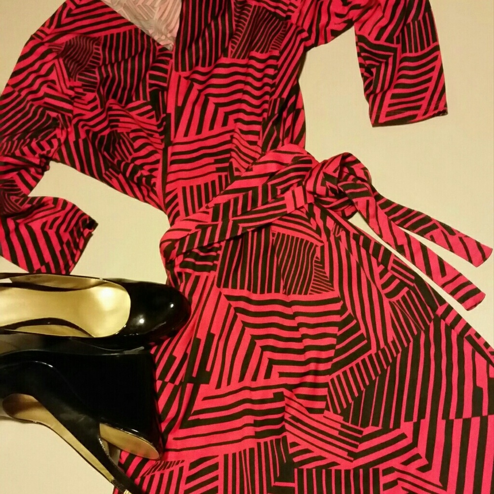 Just Fab Black and Red Wrap Dress!