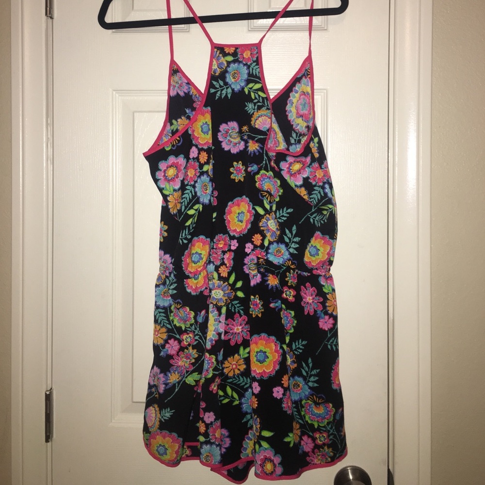 Romper - Picture 2 of 2