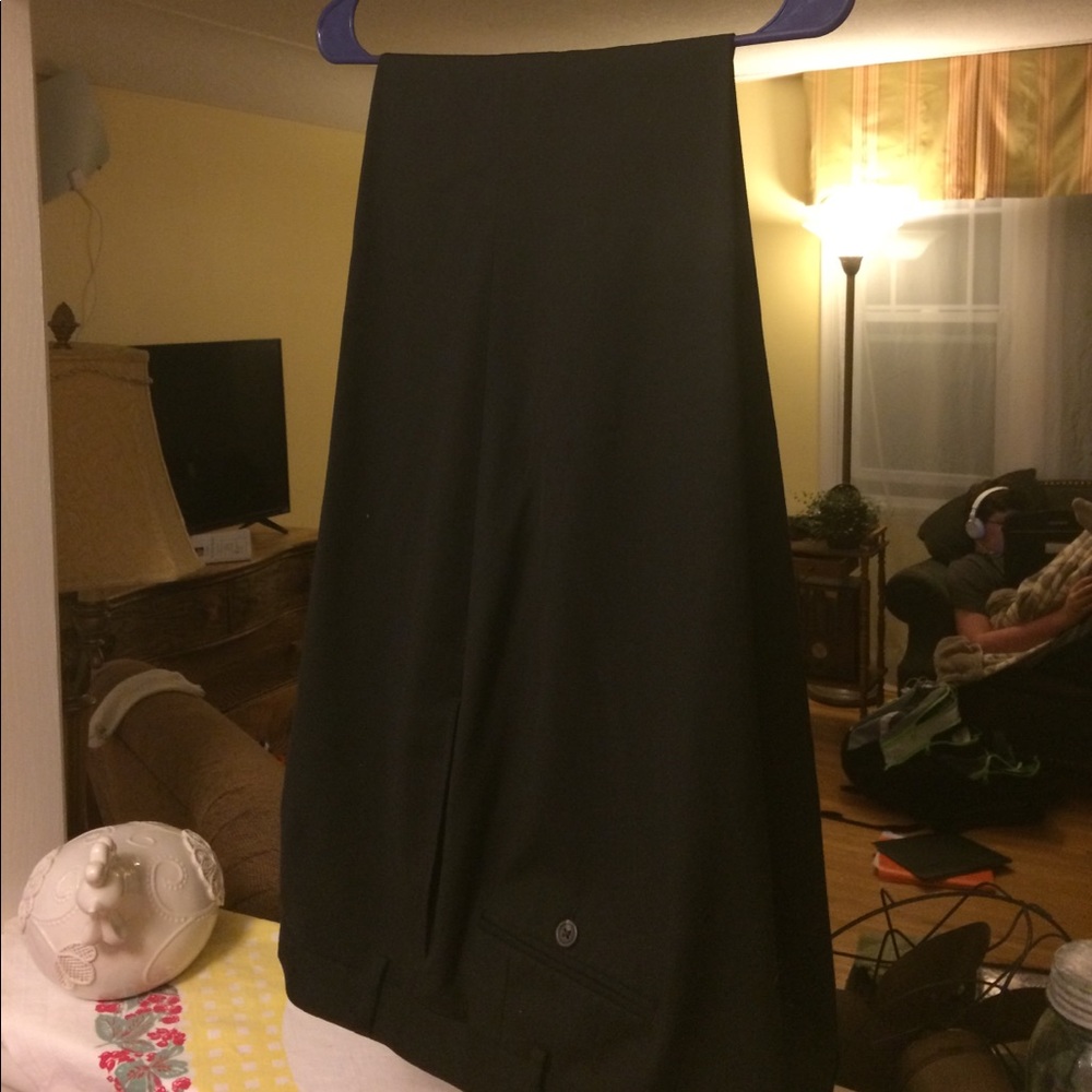 Men's light weight black dress pants