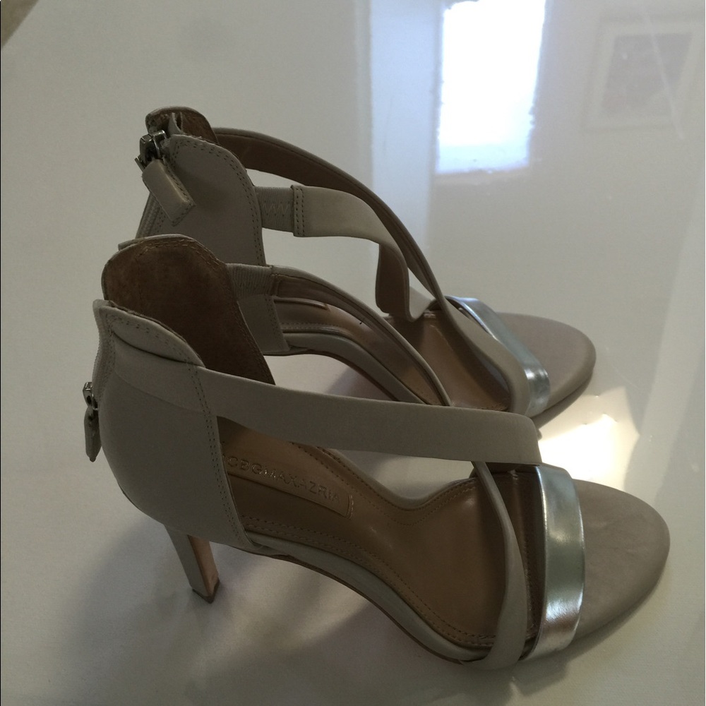 BCBG Max Azria bone color heels w silver strap