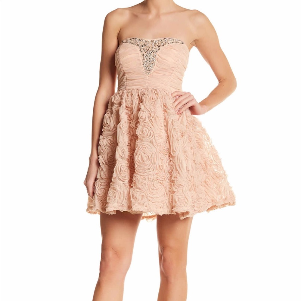 Trixxi strapless dress