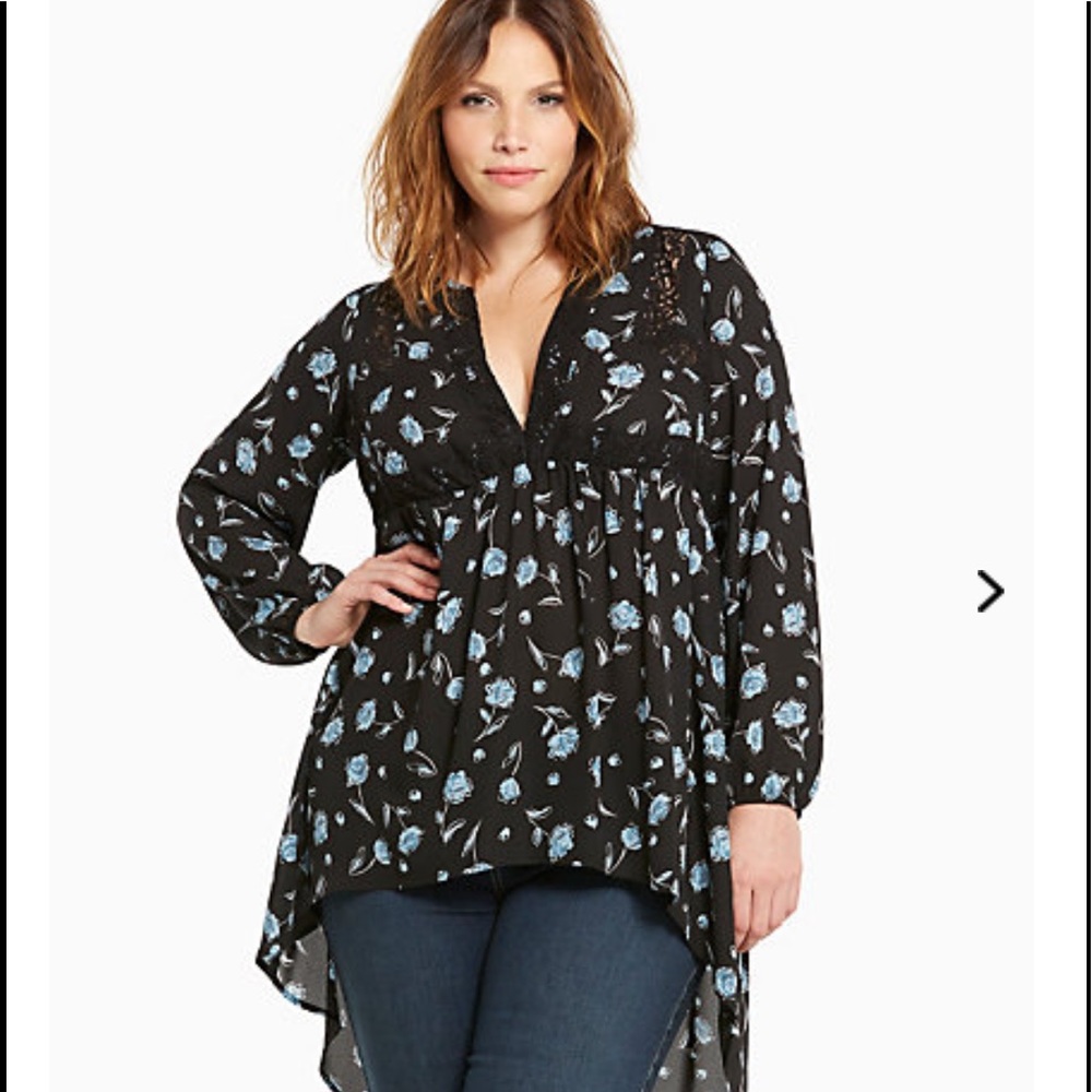 Torrid size 2 hi-low shirt