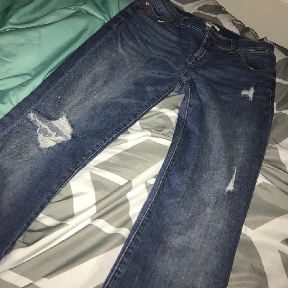 Ripped jeans