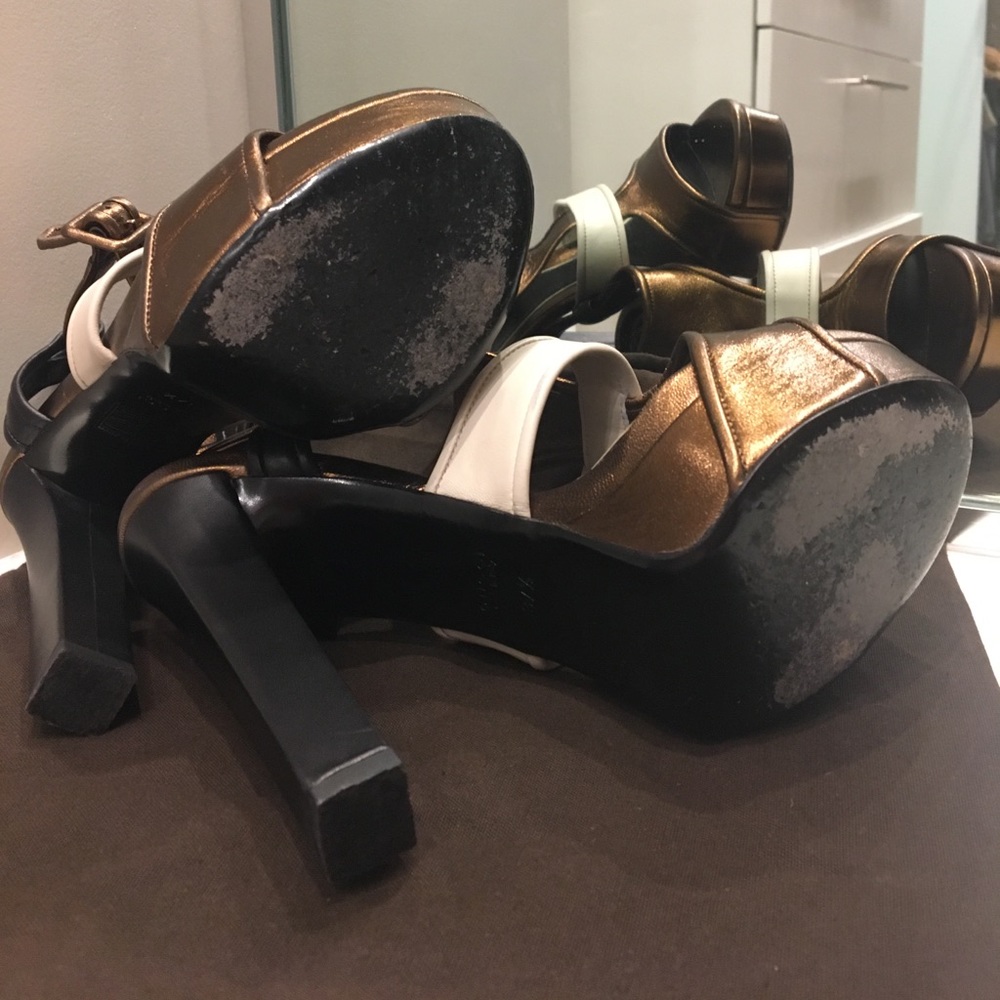 Gucci sandals - Picture 3 of 5