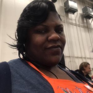 Meet your Posher, Donita