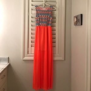 Bright Maxi