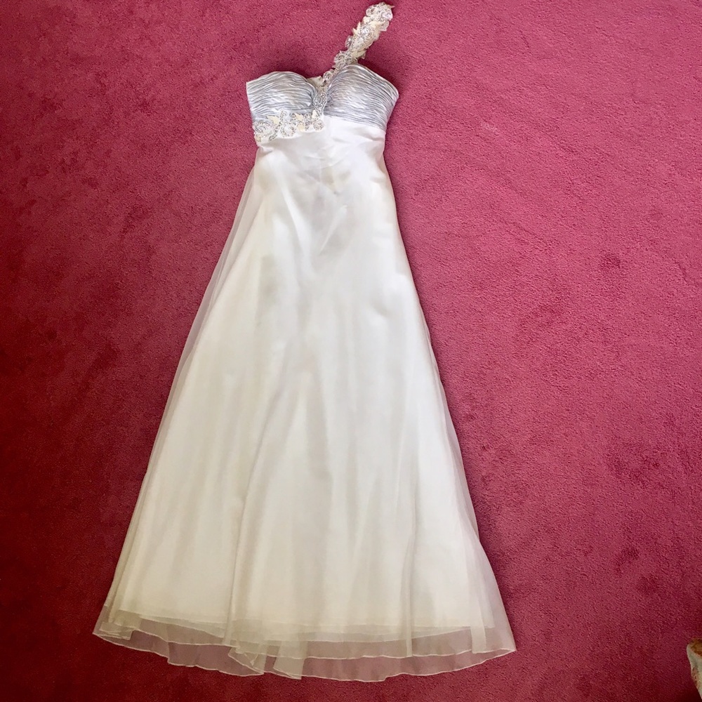 Women's Gown