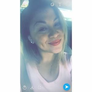 Meet your Posher, Iris